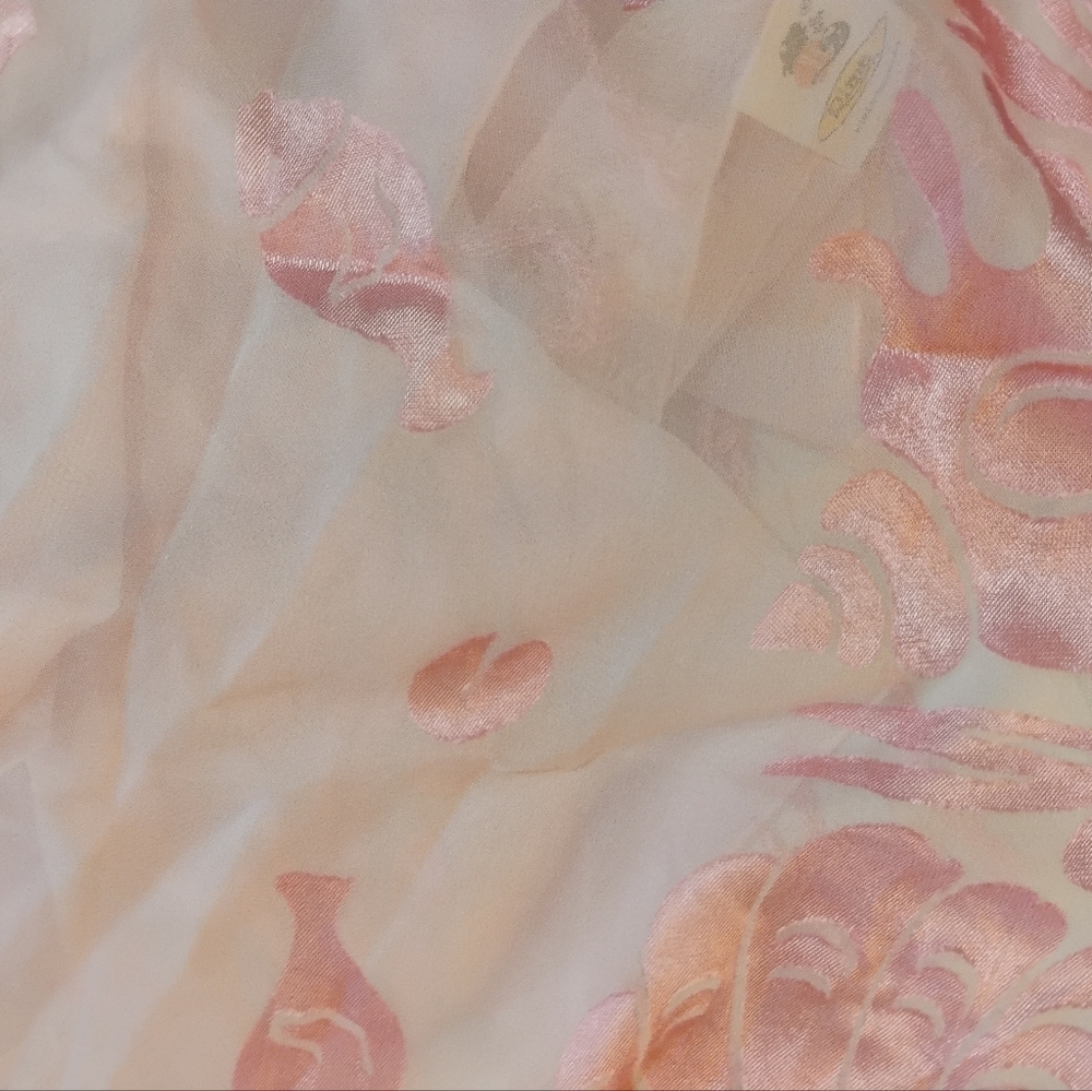 Gorgeous Rima Scarf - Picture 2 of 5